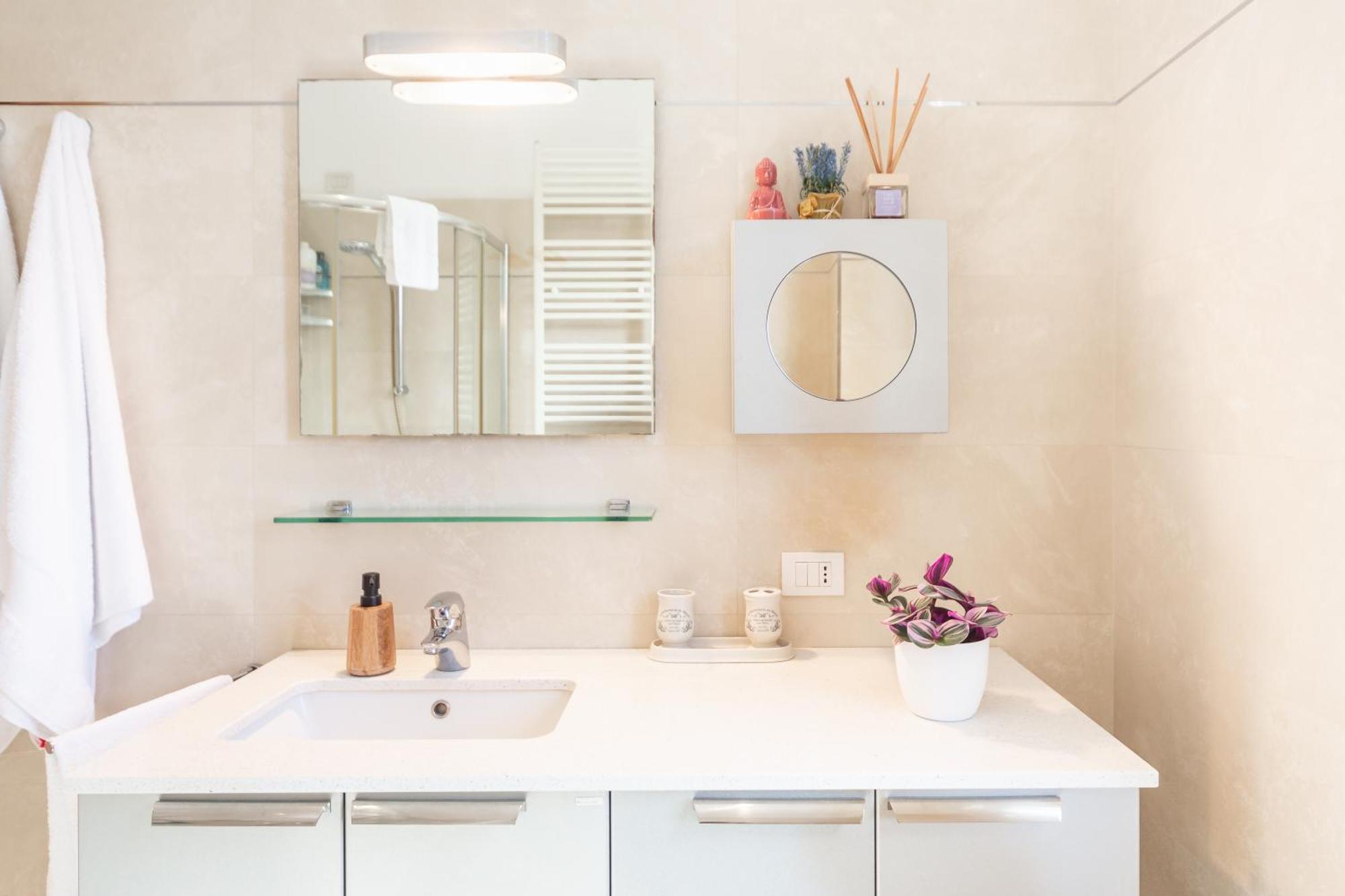 Appartamento Casa Luce Con Terrazza Milano